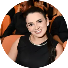 Dra. Déborah Nunes — aprovado no CBO