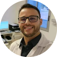 Dr. Franciolly Roberto — aprovado no CBO