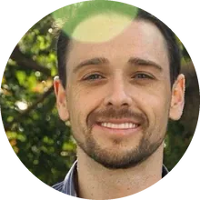 Dr. Lucas Azeredo — aprovado na SBRV